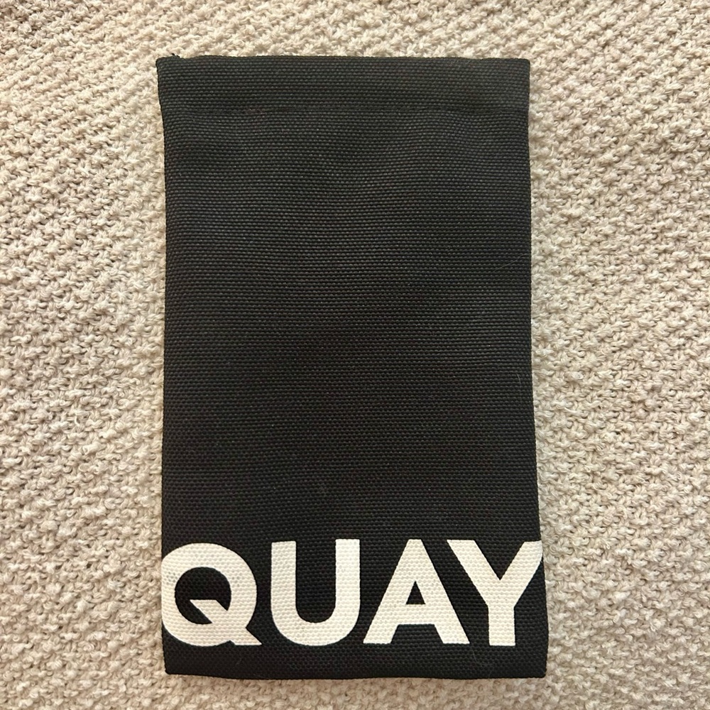 Quay Australia Sunglasses Case - Black